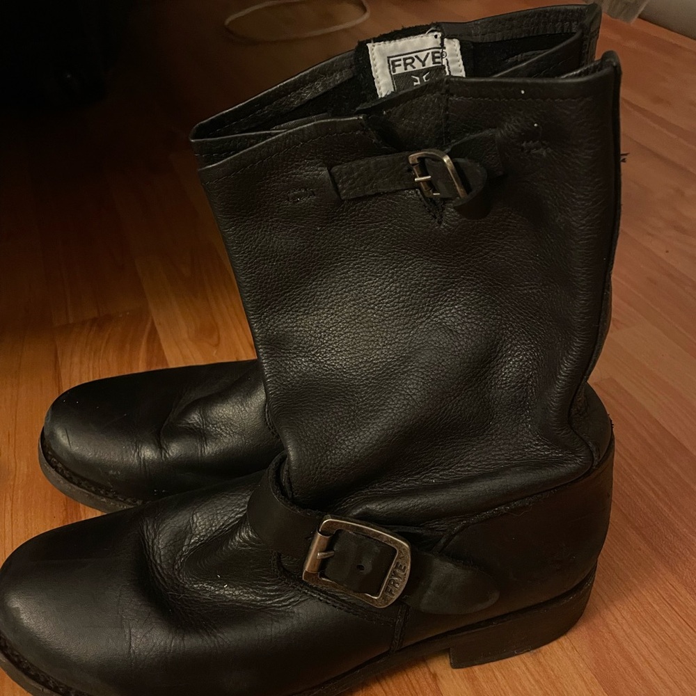 BLACK FRYE BOOTS! Great condition. Size 8 women’s!